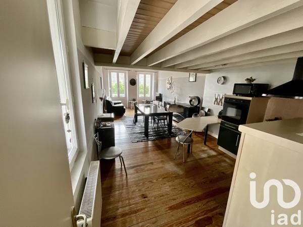 Maison de ville 3 pièces de 164 m² à Macau (33460)