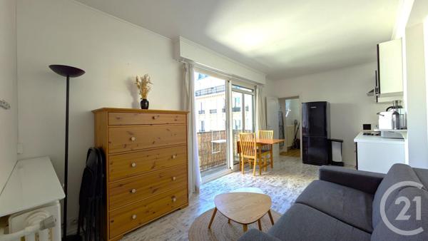 Appartement F2 à vendre  2 pièces - 29,87 m2 PARIS - 75011