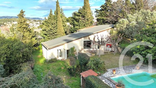 Maison à vendre  6 pièces - 150 m2 MARSEILLE - 13013