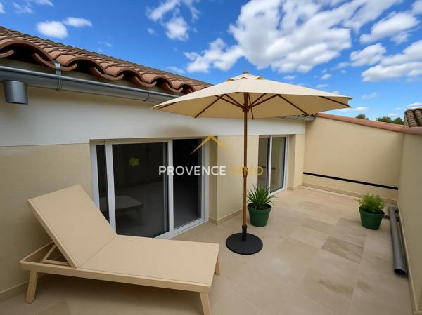 Pélissanne (13330) MAISON DE VILLE RENOVEE AVEC TERRASSE TROPEZIENNE