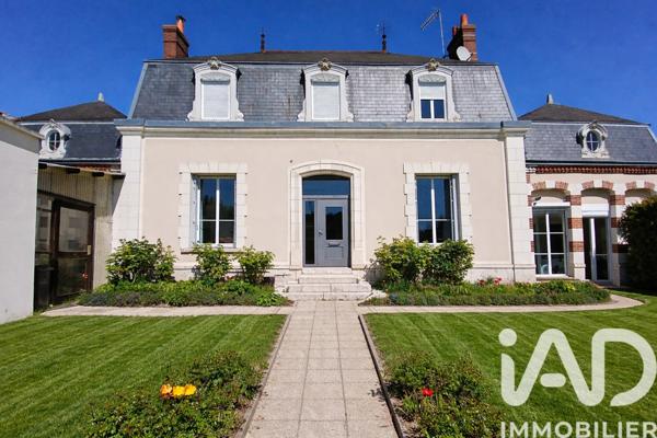 Maison à vendre 8 pièces 230 m² Châteaudun