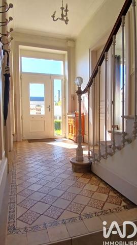 Maison à vendre 8 pièces 230 m² Châteaudun