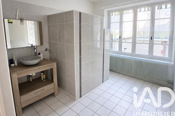 Maison à vendre 8 pièces 230 m² Châteaudun