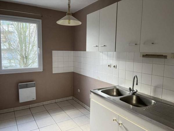 Appartement 2 pièces                                        - 44100 Nantes Réf : 12091