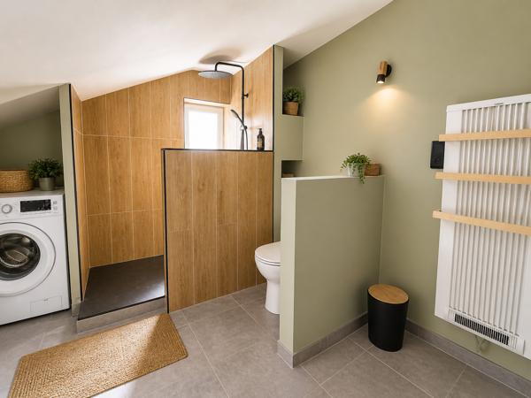 MAISON 4 CHAMBRE SEMI PLAIN PIED JARDIN ET DOUBLE GARAGE