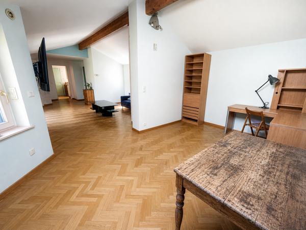 MAISON 4 CHAMBRE SEMI PLAIN PIED JARDIN ET DOUBLE GARAGE