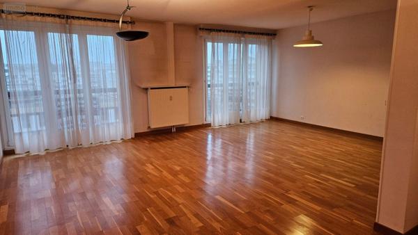 Appartement à rénover à vendre à Le Mans dans la Sarthe (72000), ref : 72119-1612   
HYPER CENTRE