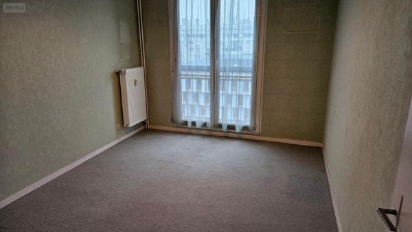 Appartement à rénover à vendre à Le Mans dans la Sarthe (72000), ref : 72119-1612   
HYPER CENTRE