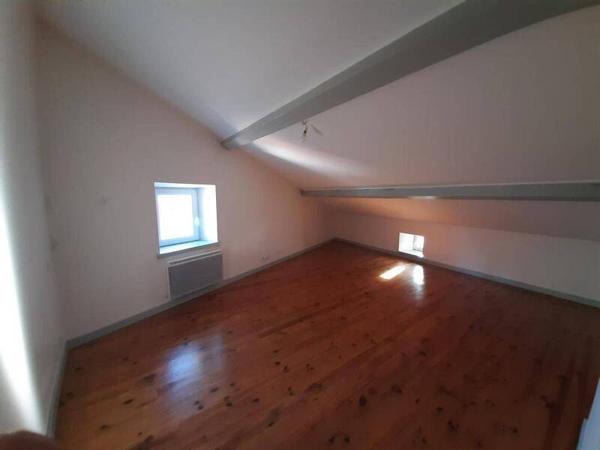 Maison 4 pièces                                        - 42380 Périgneux Réf : 12536