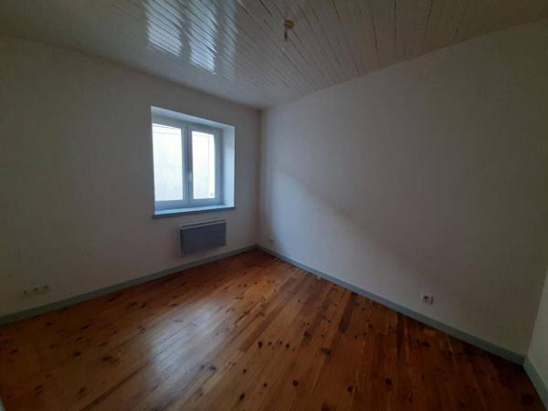 Maison 4 pièces                                        - 42380 Périgneux Réf : 12536