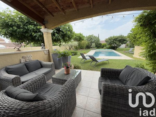 Maison à vendre 8 pièces 212 m² Pierrelatte