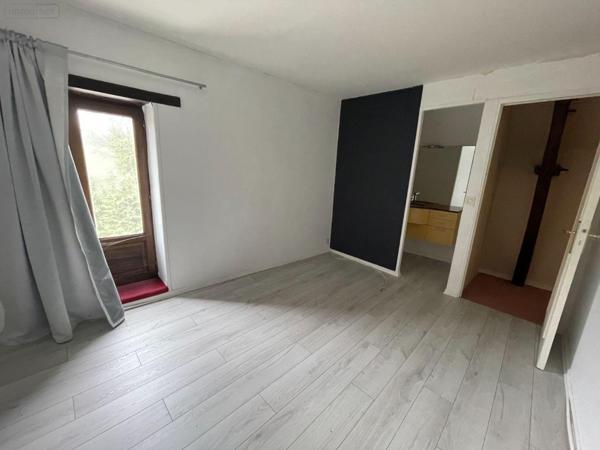 Maison à vendre à Lassay-les-Châteaux en Mayenne (53110), ref : 526