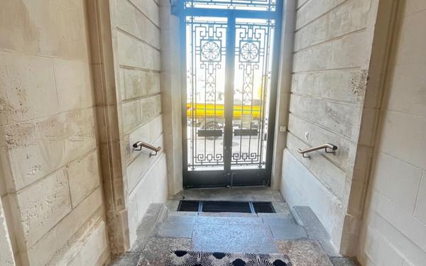 Appartement à vendre    2 pièces • 13,52 m2 La Rochelle