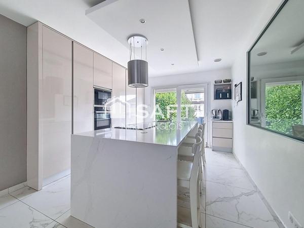 Maison contemporaine familiale – volumes exceptionnels