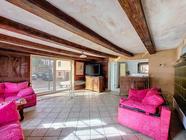 GRANDE MAISON ALSACIENNE SITUEE EN IMPASSE