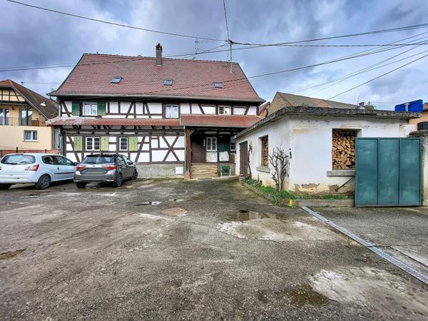 GRANDE MAISON ALSACIENNE SITUEE EN IMPASSE