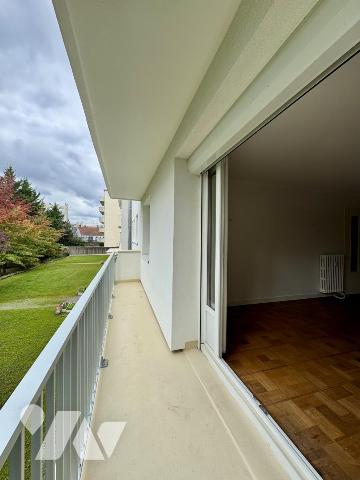 A VENDRE - APPARTEMENT TYPE 4 avec garage