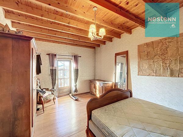 Maison d'environ 200 m² à vendre à Saint-Sixte - grand terrain de 1,5 hectare