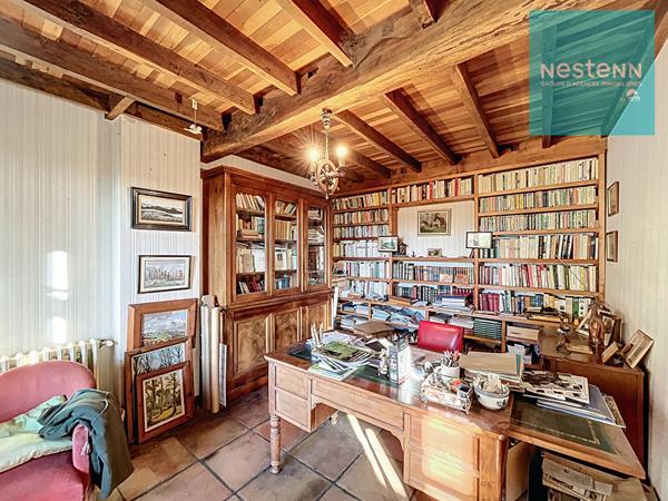 Maison d'environ 200 m² à vendre à Saint-Sixte - grand terrain de 1,5 hectare