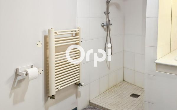 Appartement à vendre    2 pièces • 33,20 m2 Saint-Martin-en-Haut