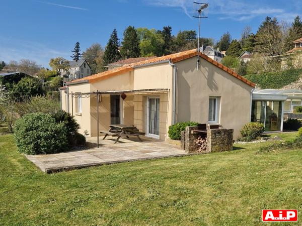 PROPRIETE AVEC PISCINE