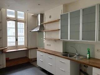 APPARTEMENT T7 A LOUER - LYON 2EME ARRONDISSEMENT Vaubecour-Mairie 224.36 m 2 2 995 € charges comprises par mois
