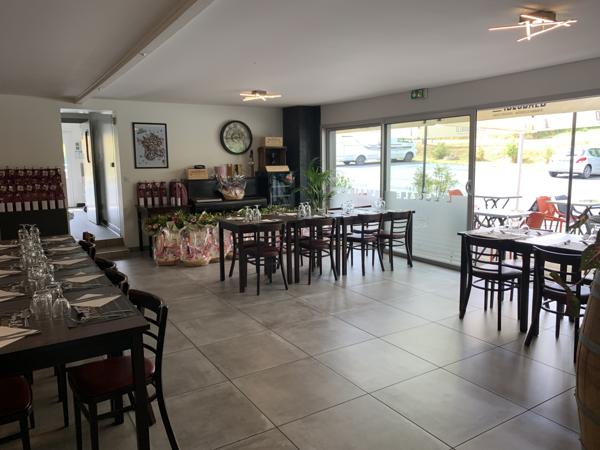 Fonds De Commerce - 140 m²