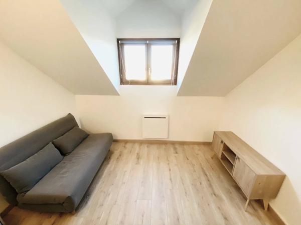 T2 en duplex rénové - Epagny-Metz-Tessy (Gillon)