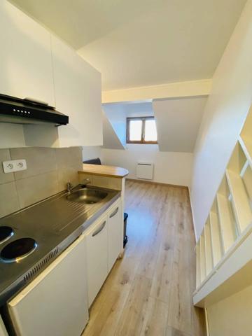 T2 en duplex rénové - Epagny-Metz-Tessy (Gillon)