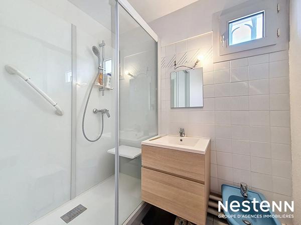 Coeur de ville Cavalaire-sur-Mer - dernier étage - 3 chambres - 41 m² de terrasse et garage de 18 m²