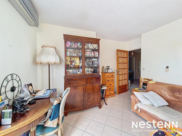 Coeur de ville Cavalaire-sur-Mer - dernier étage - 3 chambres - 41 m² de terrasse et garage de 18 m²