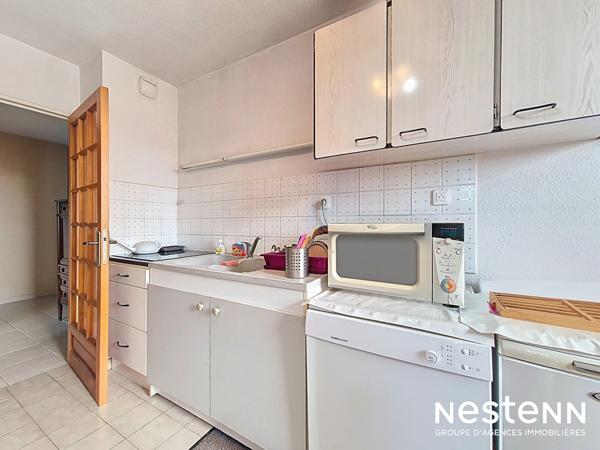 Coeur de ville Cavalaire-sur-Mer - dernier étage - 3 chambres - 41 m² de terrasse et garage de 18 m²