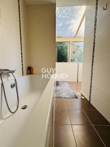 Maison à vendre de 8 pièces de 180 m²