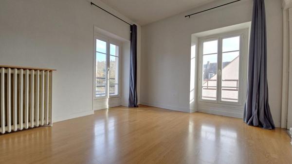 Epernon 2 pièces avec parking sécurisé 38,50 m² environ