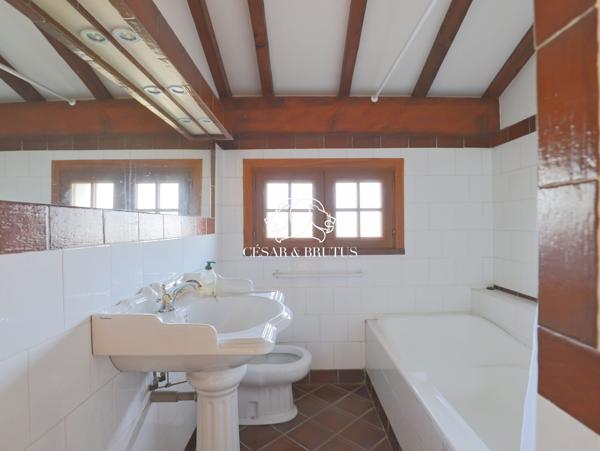 GENAS VILLA 402,64 m2
