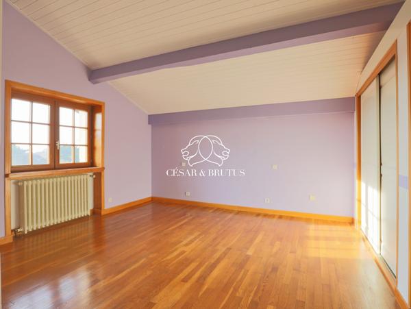 GENAS VILLA 402,64 m2
