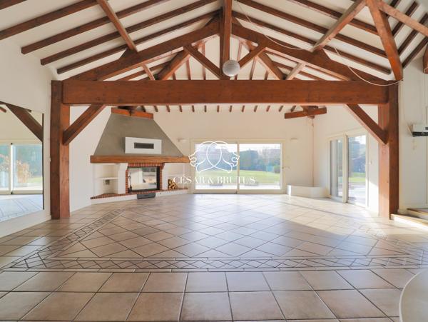 GENAS VILLA 402,64 m2