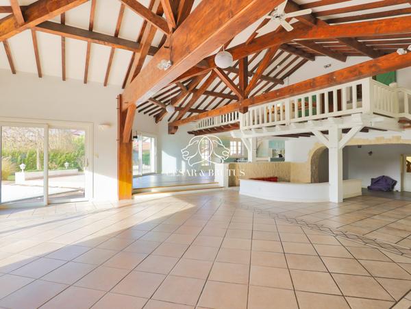GENAS VILLA 402,64 m2