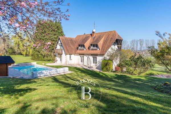 Blonville-sur-Mer, Maison 4 Chambres -  206 m² à vendre