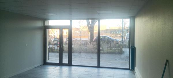 Local en RDC d'une surface totale de 61 m² et sous sol de 30 m² environ - RODEZ