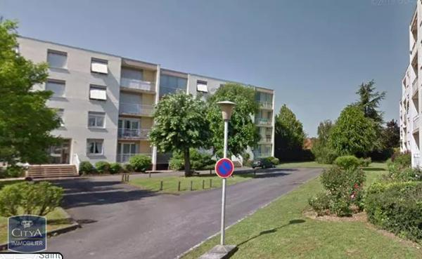 Appartement à louer 4 pièces 82m²