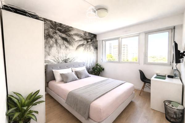 Appartement
                                                                                                                                                                                                                                                                                                                        6 pièce(s)                                                                                                                                                                                                          5 chambre(s)                                                                                                                                                                                                          90  m²