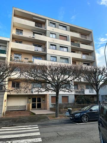 Appartement Poissy 4 pièce(s) 73 m2 329 000 € **  - Référence  9126