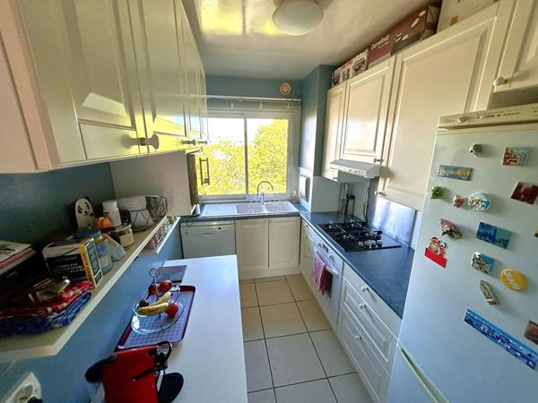 Appartement Poissy 4 pièce(s) 73 m2 329 000 € **  - Référence  9126