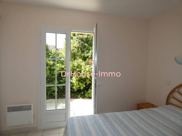 Immeuble à vendre 53 pièces de 900 m²