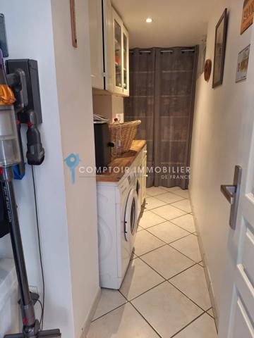 Maison
                                                                                                                                                                                                                                                                                                                        5 pièce(s)                                                                                                                                                                                                          4 chambre(s)                                                                                                                                                                                                          111  m²