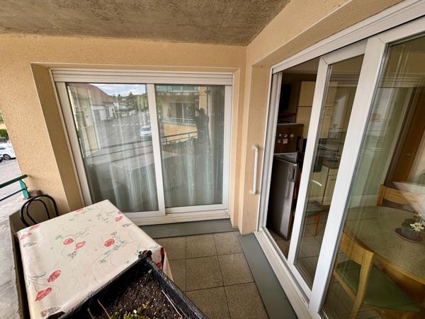 APPARTEMENT F 4 de 2004 avec ascenseur, garage et cave