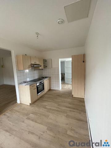 LA BATAVILLE- 2 pièces- cuisine équipée- stationnement