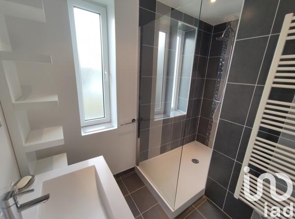 Maison à vendre 7 pièces 141 m² Lussac-les-Châteaux