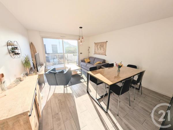 Appartement F3 à vendre  3 pièces - 65 m2 LIVRY GARGAN - 93